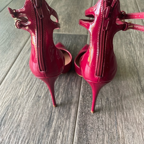 Aldo Women's Glossy Red Heels - Picture 6 of 15